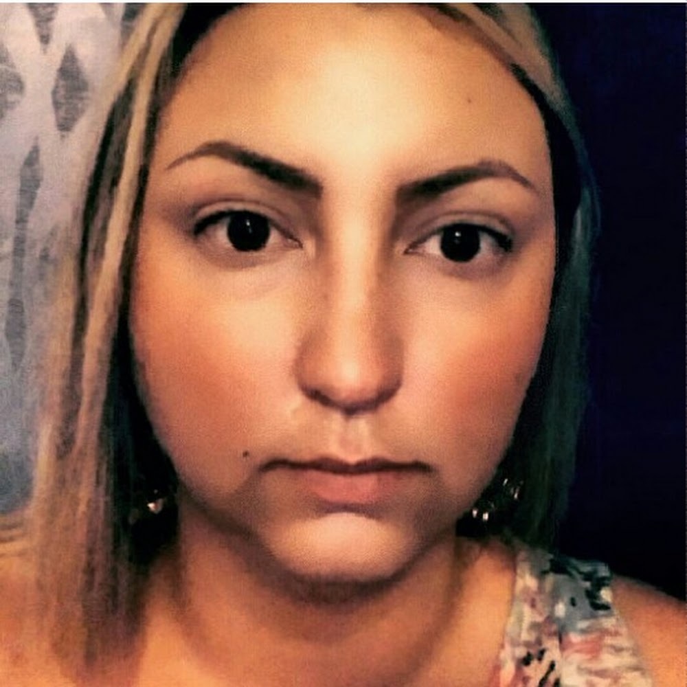 Meet your Posher, Rhiannon